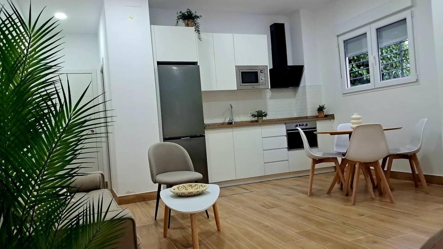 Coffee & Calm Triana Apartment Севілья Екстер'єр фото