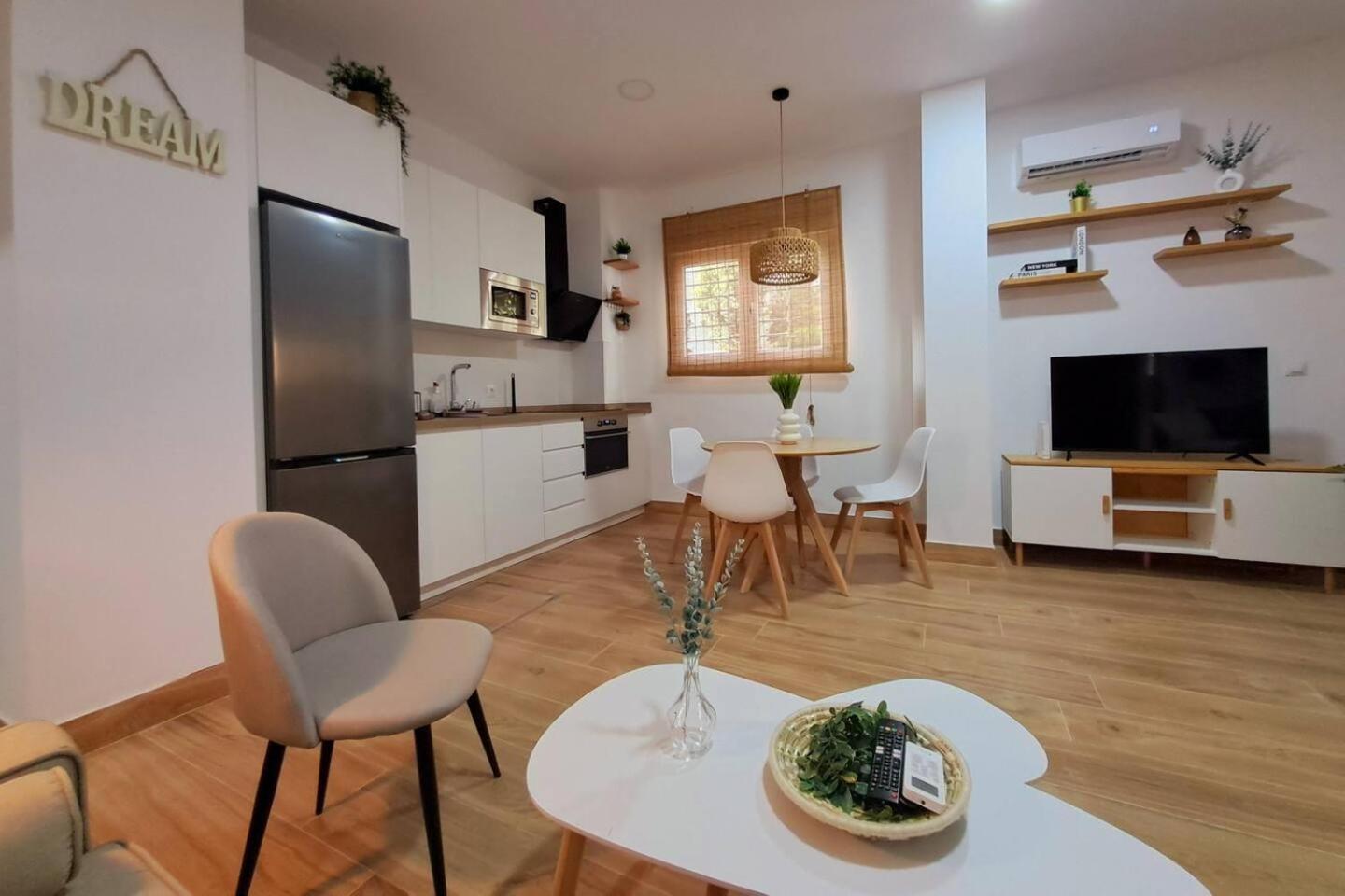 Coffee & Calm Triana Apartment Севілья Екстер'єр фото